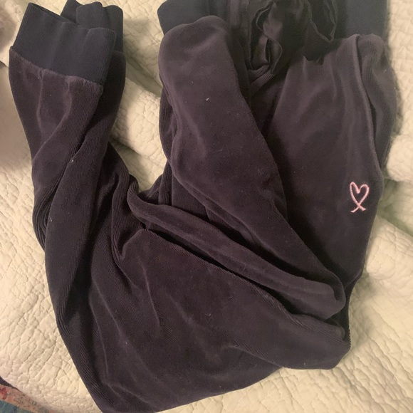 Tracksuit bottoms - Picture 1 of 1